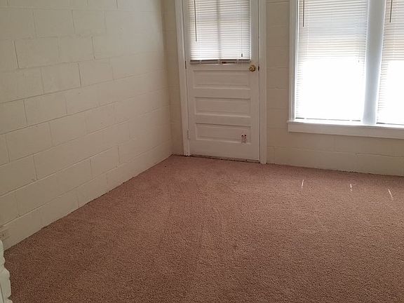 4th image of 605 W Washington St