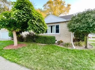 903 13th Ave, Green Bay, WI 54304