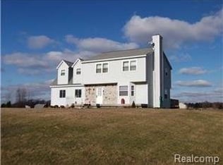 7604 Hayner Rd, Fowlerville, MI 48836