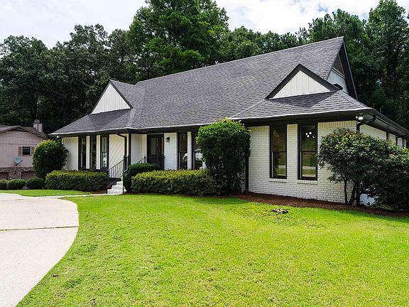 3rd image of 1349 Atkins Trimm Blvd
