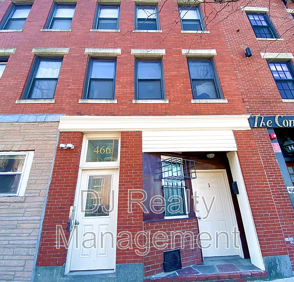 466 Commercial St #7 — Photo 8
