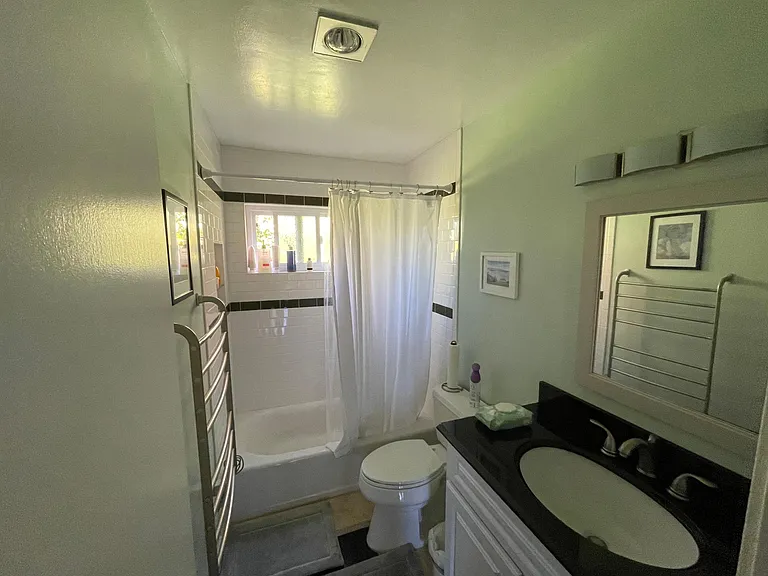 4750 Noyes St #210 — Photo 7