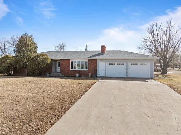 219 7th St, Newell, SD 57760