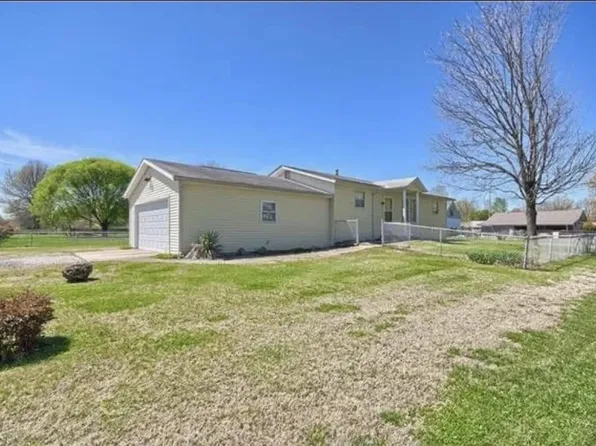 2502 Morrison Rd, Granite City, IL 62040