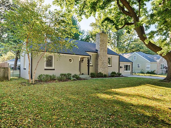 3rd image of 2042 S Holland Avenue