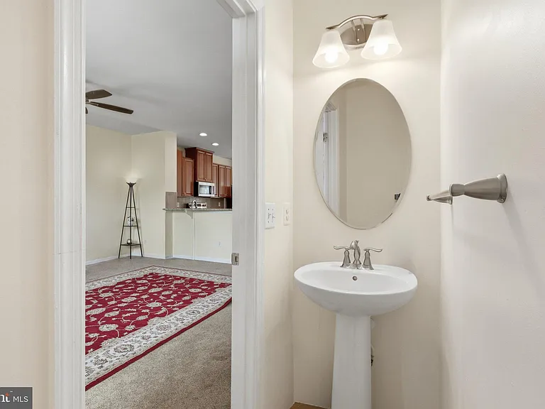10739 Hinton Way — Photo 10