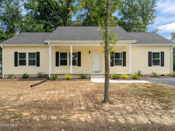 105 Holmes Lane, Robbins, NC 27325