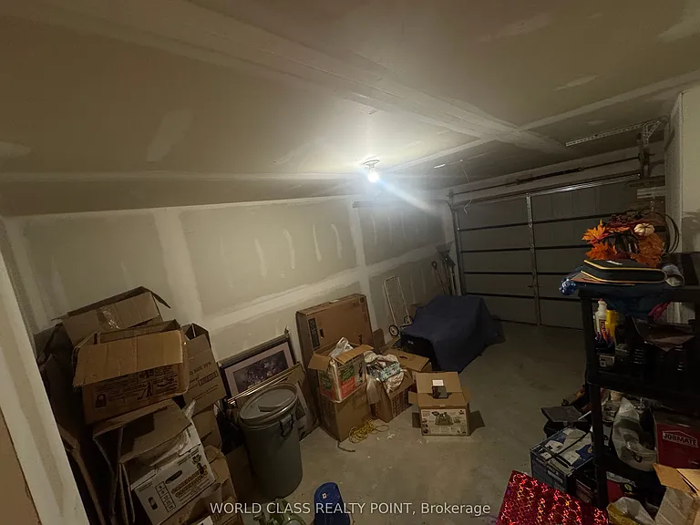 160 Stanley St #3 — Photo 20