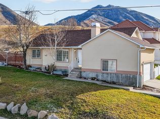 828 E Vine St, Tooele, UT 84074