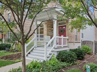 2528 Violet St, Glenview, IL 60026