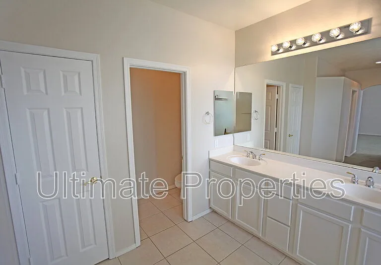 25602 N 68th Dr — Photo 18