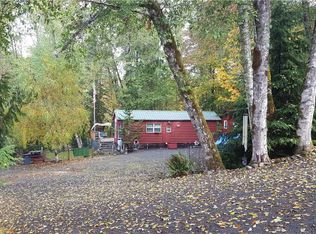 128 Lakeview Dr, Vancouver, WA 98564