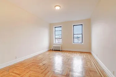 Rented by Hillel Realty Group