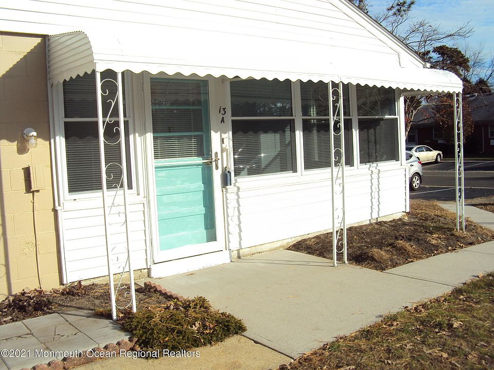 1st image of 13 Valley Stream Drive #A