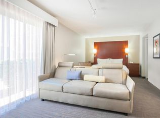 530 Lake Cook Rd, Deerfield, IL 60015