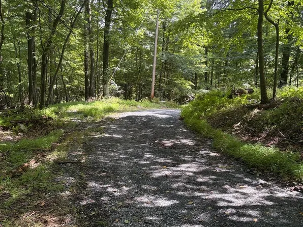 Little Rock Ln, Frederick, MD 21702