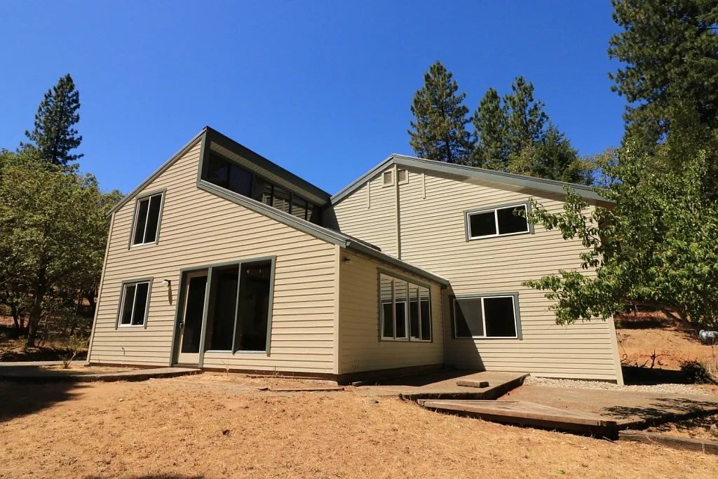 900 Templin Ave photo 1