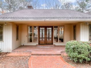 122 Lakeshore Dr NE, Marietta, GA 30067
