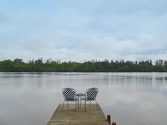 Dock/Waterfront