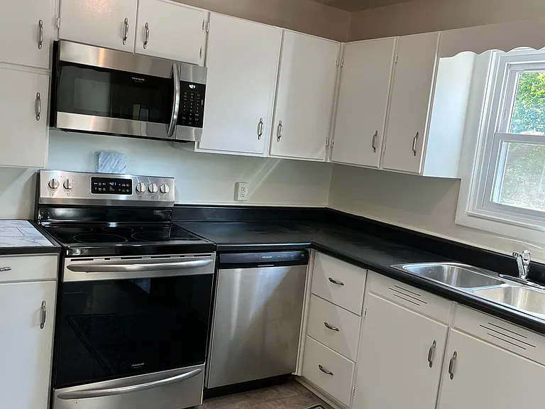 314 Circle Dr SE — Photo 9