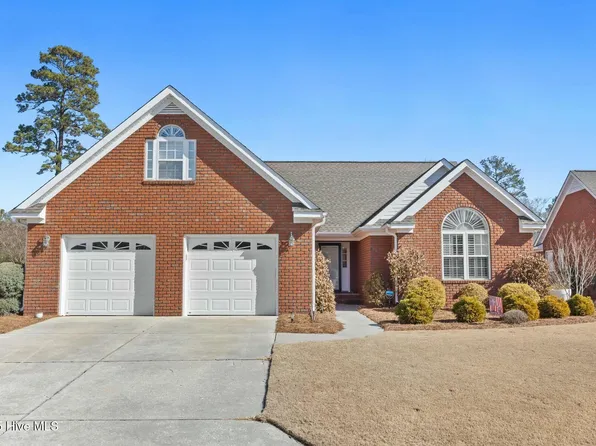 135 Candlewood Drive, Wallace, NC 28466