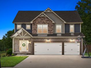 401 Sedgwick Ln, Clarksville, TN 37043