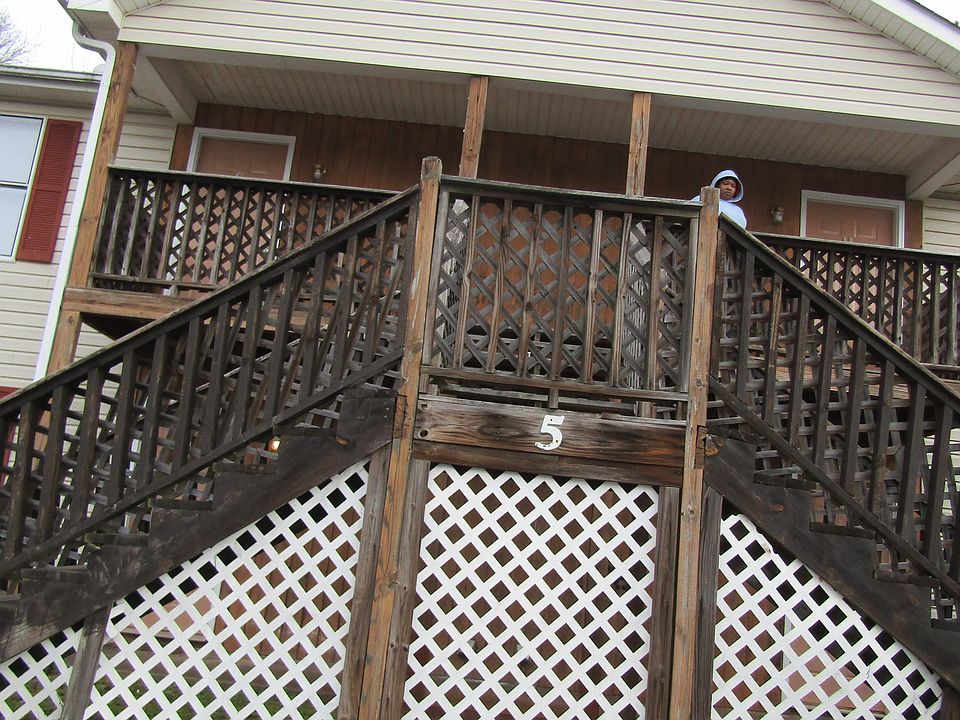 1st image of 700 Simpson Rd APT 5-H