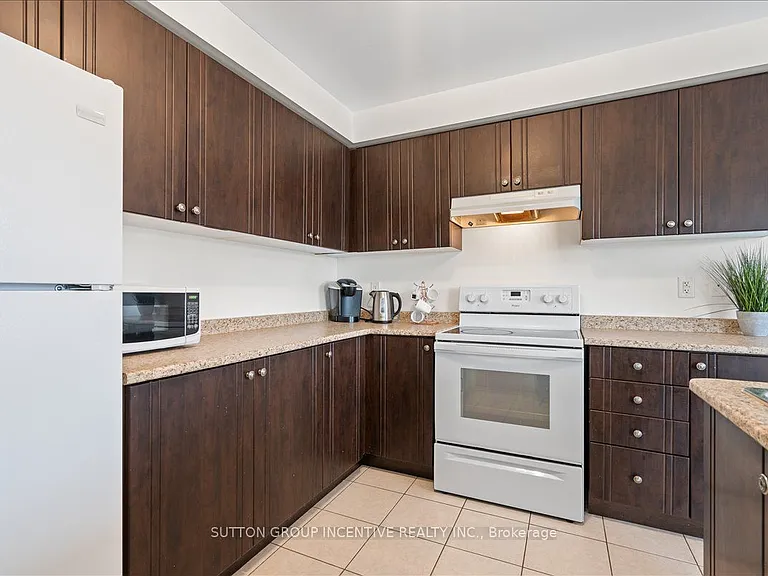 1200 Mary Lou St — Photo 18