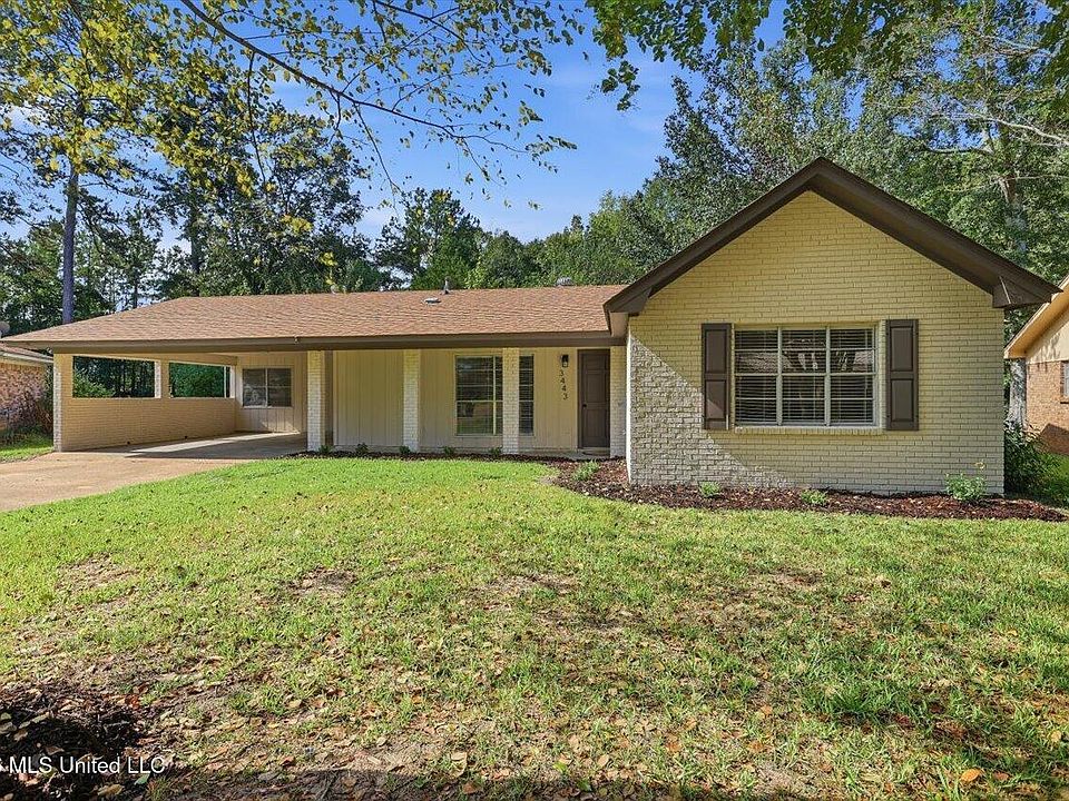1st image of 3443 Beaumont Dr