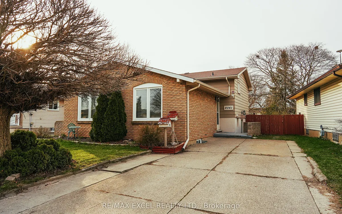 Building Photo - 8061 Paddock Trail Dr