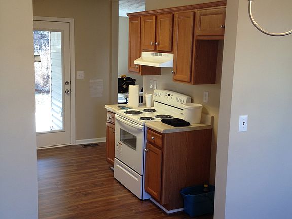 New appliances in kitchen - stove, fridge, sink, disposal, dishwasher, more...