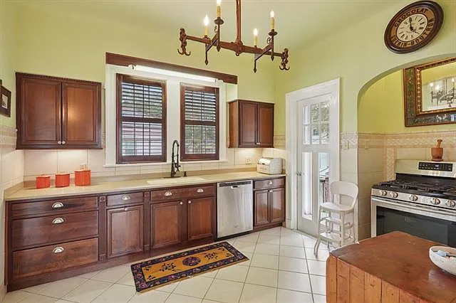 3570 Gentilly Blvd — Photo 20