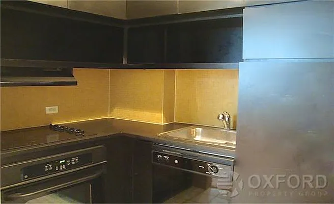 Rented by Oxford Property Group | media 9
