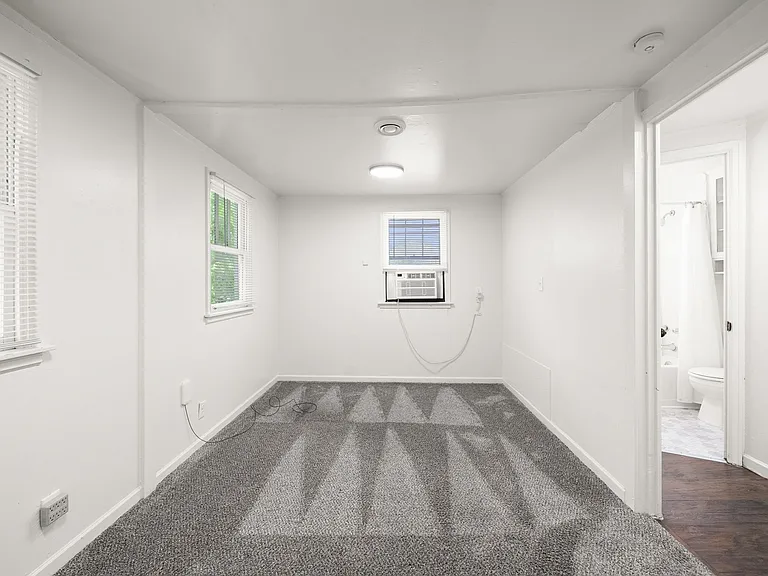 807 S Main Ave #6 — Photo 20