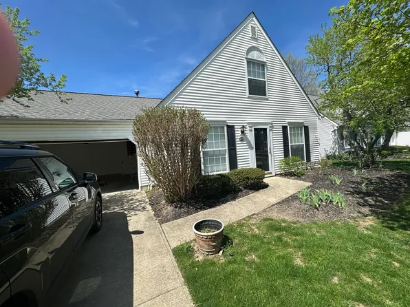 24716 Grove Pond Way, Olmsted Falls, OH 44138