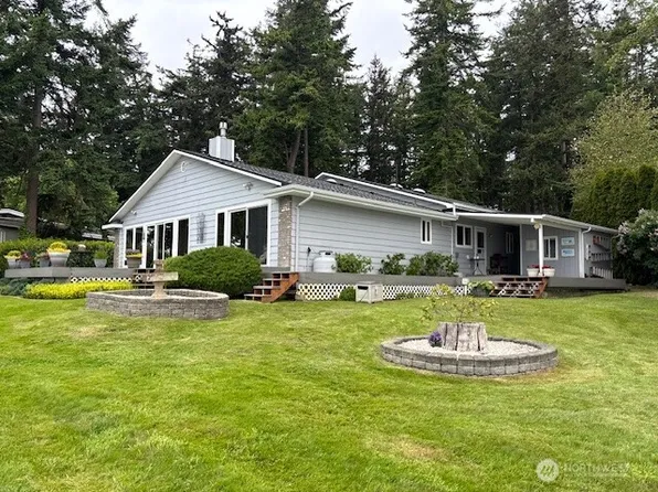 1058 Cliff View Lane, Oak Harbor, WA 98277