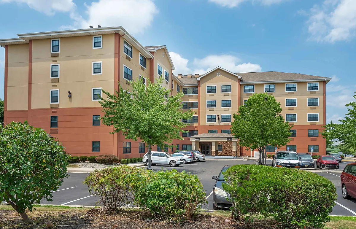 Exterior - Secaucus - Meadowlands