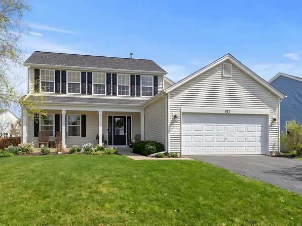 933 Wilkinson Ln, North Aurora, IL 60542