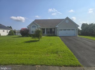 18964 Beaver Creek Dr, Harbeson, DE 19951