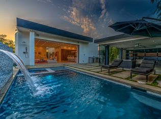 658 N Edinburgh Ave, Los Angeles, CA 90048