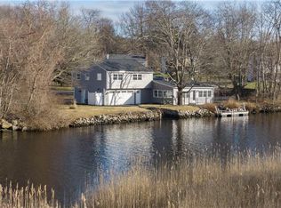 139 Bridgetown Rd, Narragansett, RI 02882