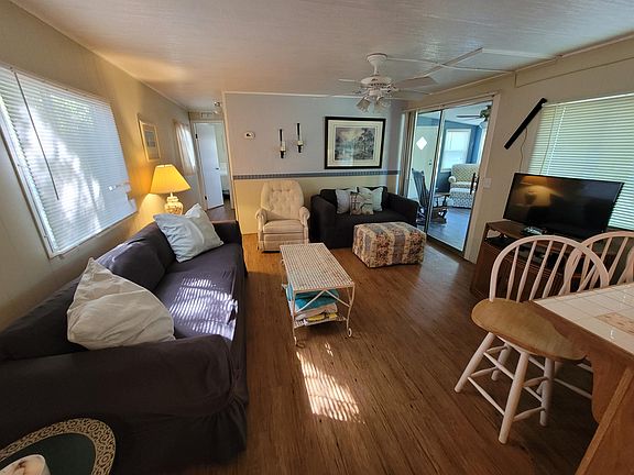 Living room ,looking from the kitchen.