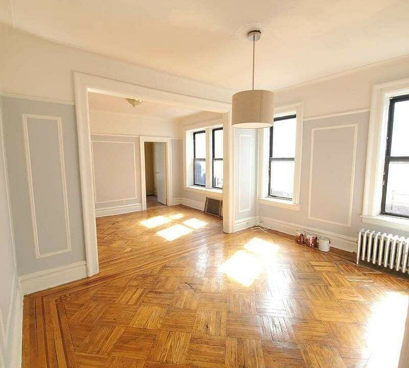 1st image of 292 Saint Johns Pl #4D