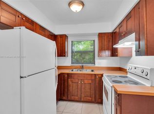 1451 NW 19th St #2, Fort Lauderdale, FL 33311