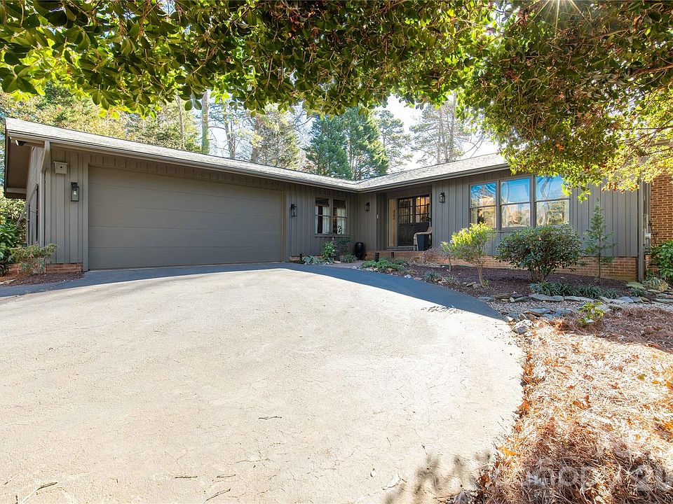 1st image of 47 Heritage Dr