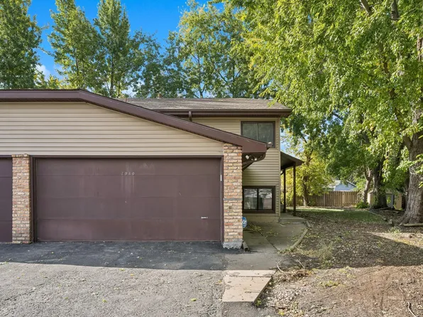 7940 Beard Ct N, Brooklyn Park, MN 55443