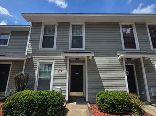 529 Mill Cove Ct, Fayetteville, NC 28314