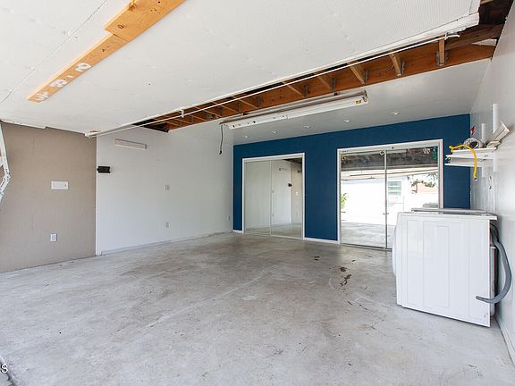 5th image of 5947 E Hereford Dr
