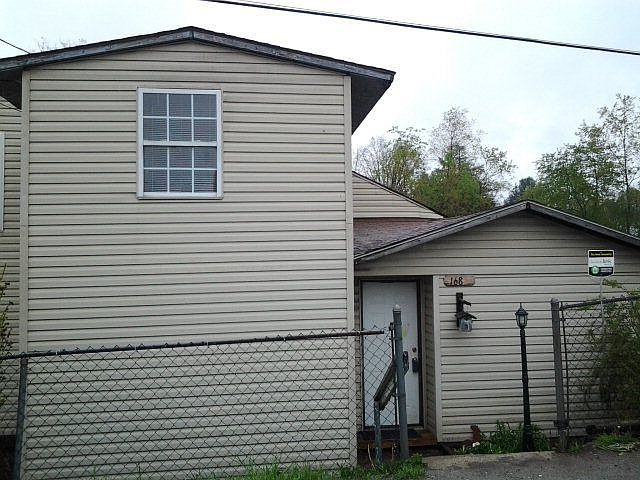 1st image of 1680 Robert C Byrd Dr