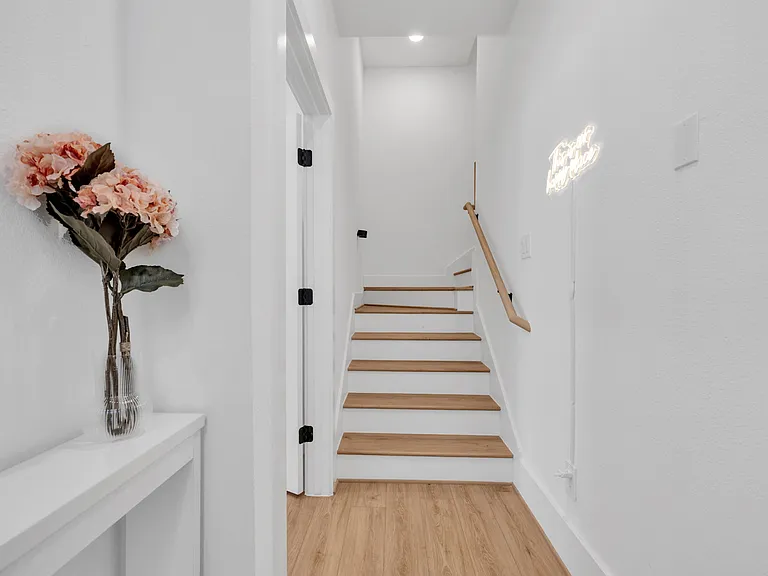 3417 Yellowstone Blvd #4 — Photo 8